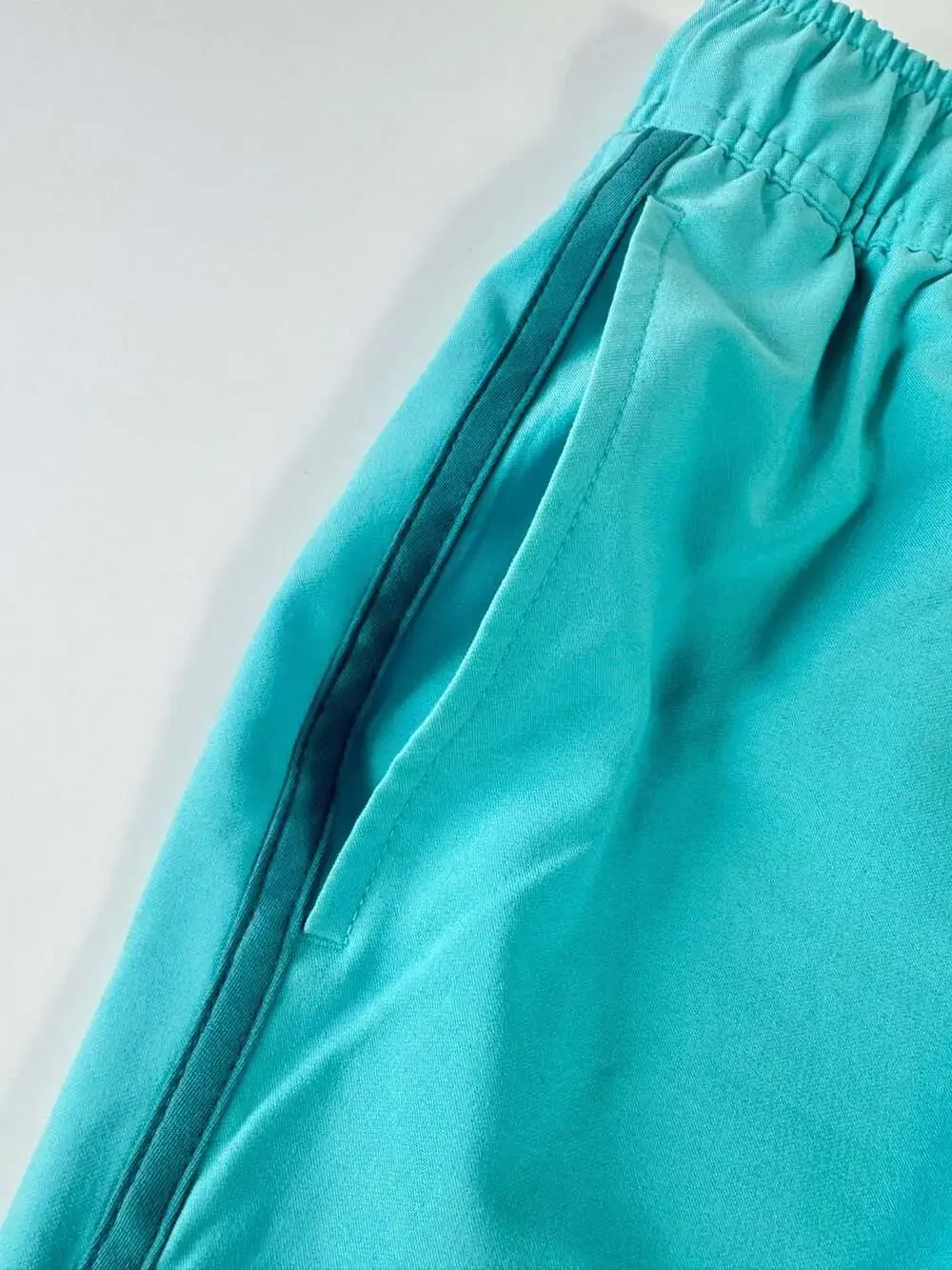 Brooks Brothers L Swim Trunks with Contrast Piping